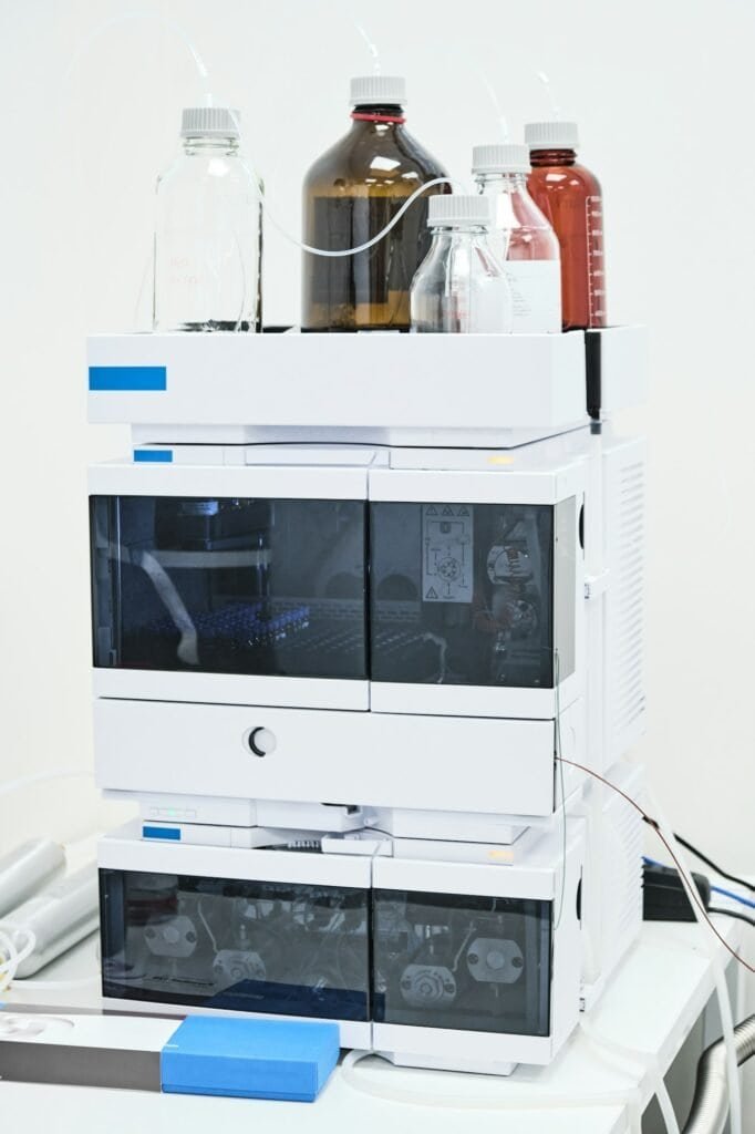 Mobile phase solvents on the HPLC system for separation of organic compounds in chemical or