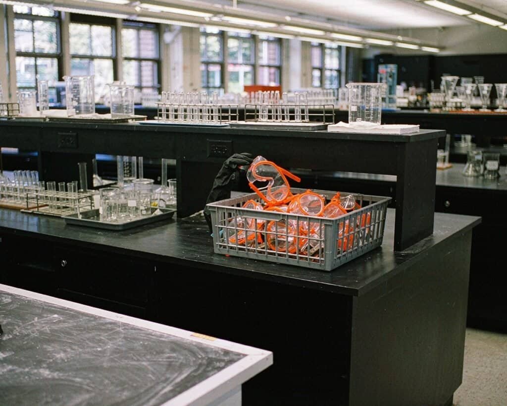 how to choose lab consumables for a university teaching lab