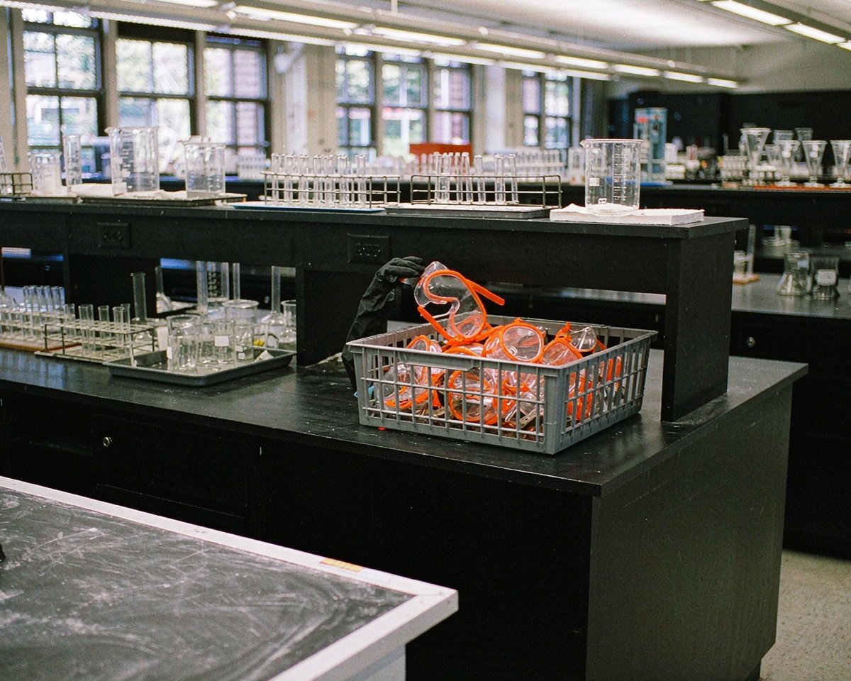 how to choose lab consumables for a university teaching lab