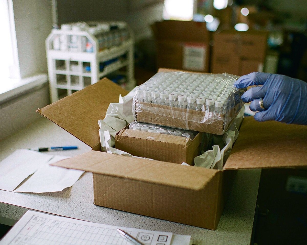 how to get free samples from a lab consumables supplier