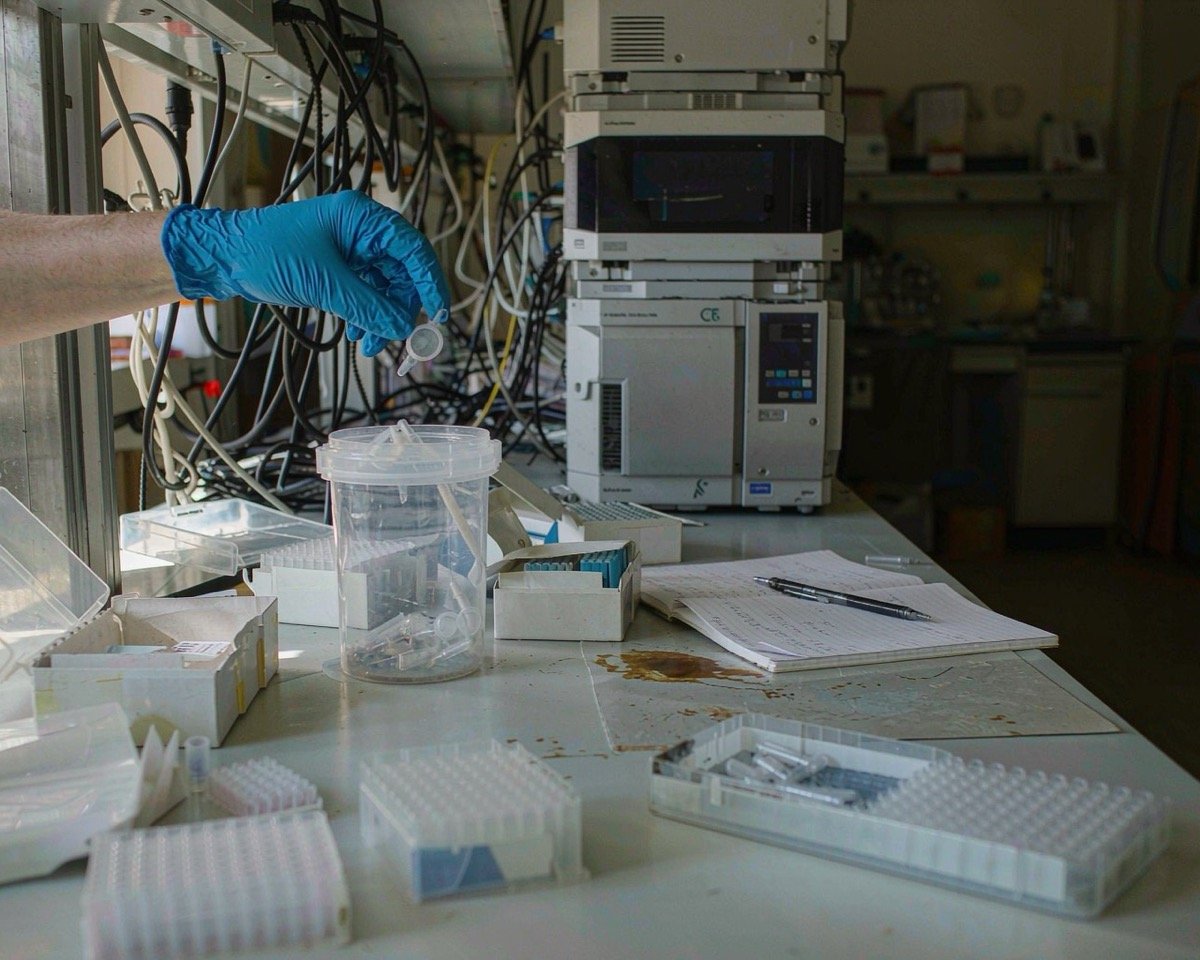 9 bench habits that quietly waste consumables